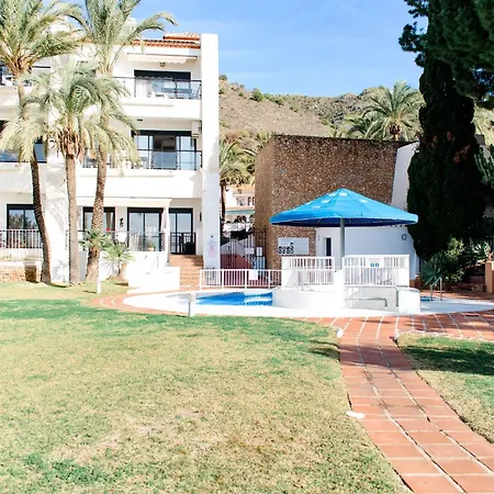 Carina Hotel 3*